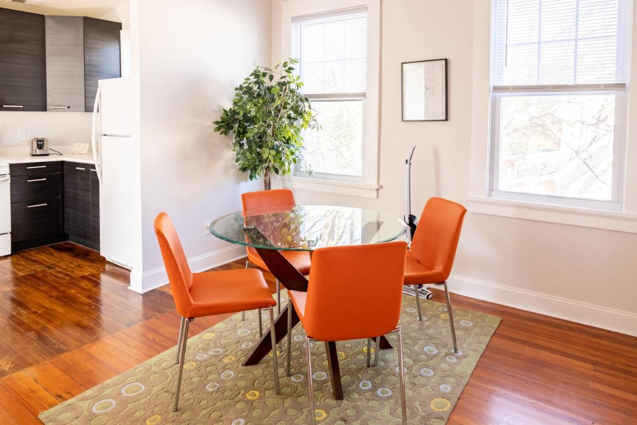 Contemporary 3-Bedroom Home With Balcony In Rva リッチモンド エクステリア 写真